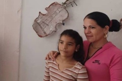 Brianna Soriano Almoguea with her work, Violinista.